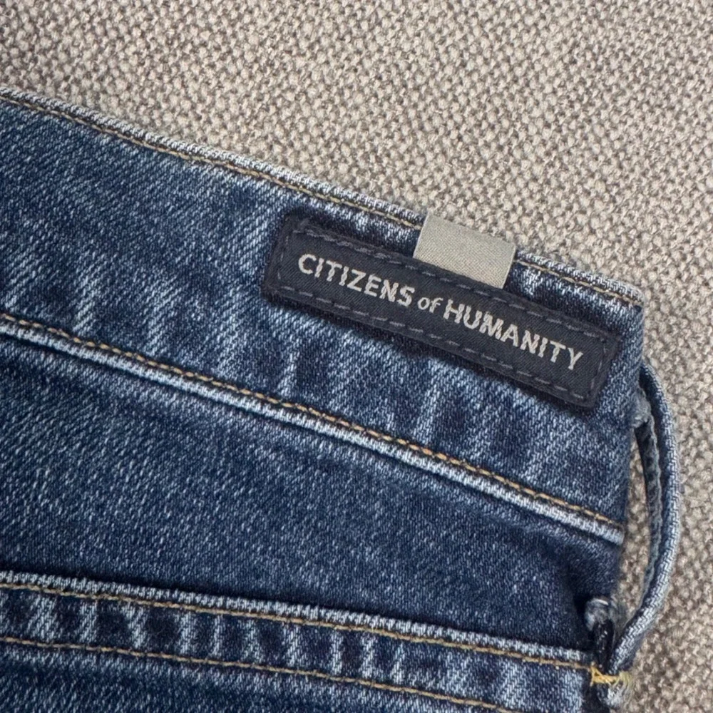 Citizens of Humanity Elsa Mid Rise Slim Fit Crop Jeans Women Size 26 Medium Wash